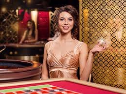 Giao diện phòng bắn cá trực tuyến tại game tt88 trên điện thoại Việt Nam